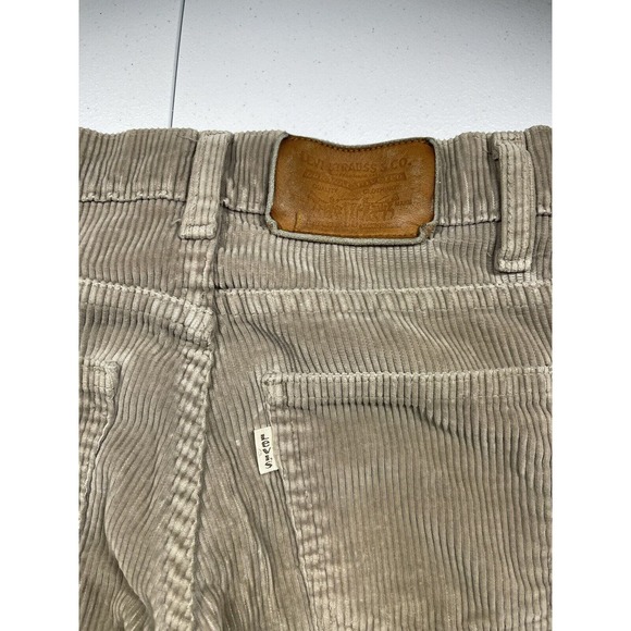 Vintage Levis 709 Corduroy Pants Women’s 24 Brown Scovill Cords White Tab 80s - Picture 7 of 10